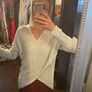 💕 Yoins knit crossover sweater size m